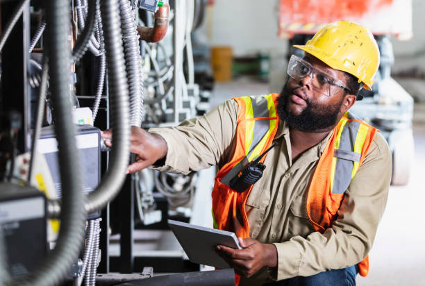 Best Best Electricians Near Me  in Newport, RI